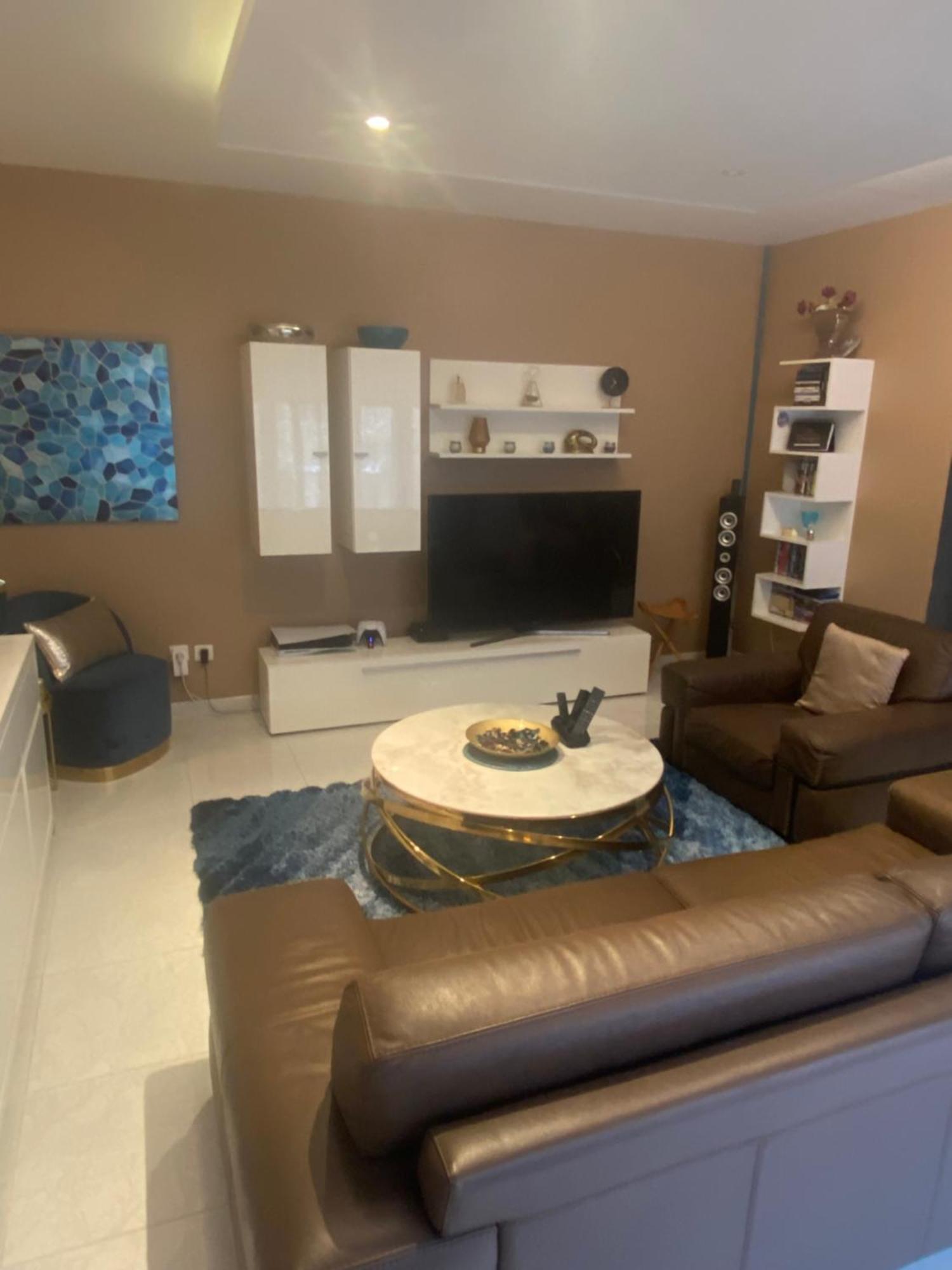 Familial 140 M2 13 Appartement