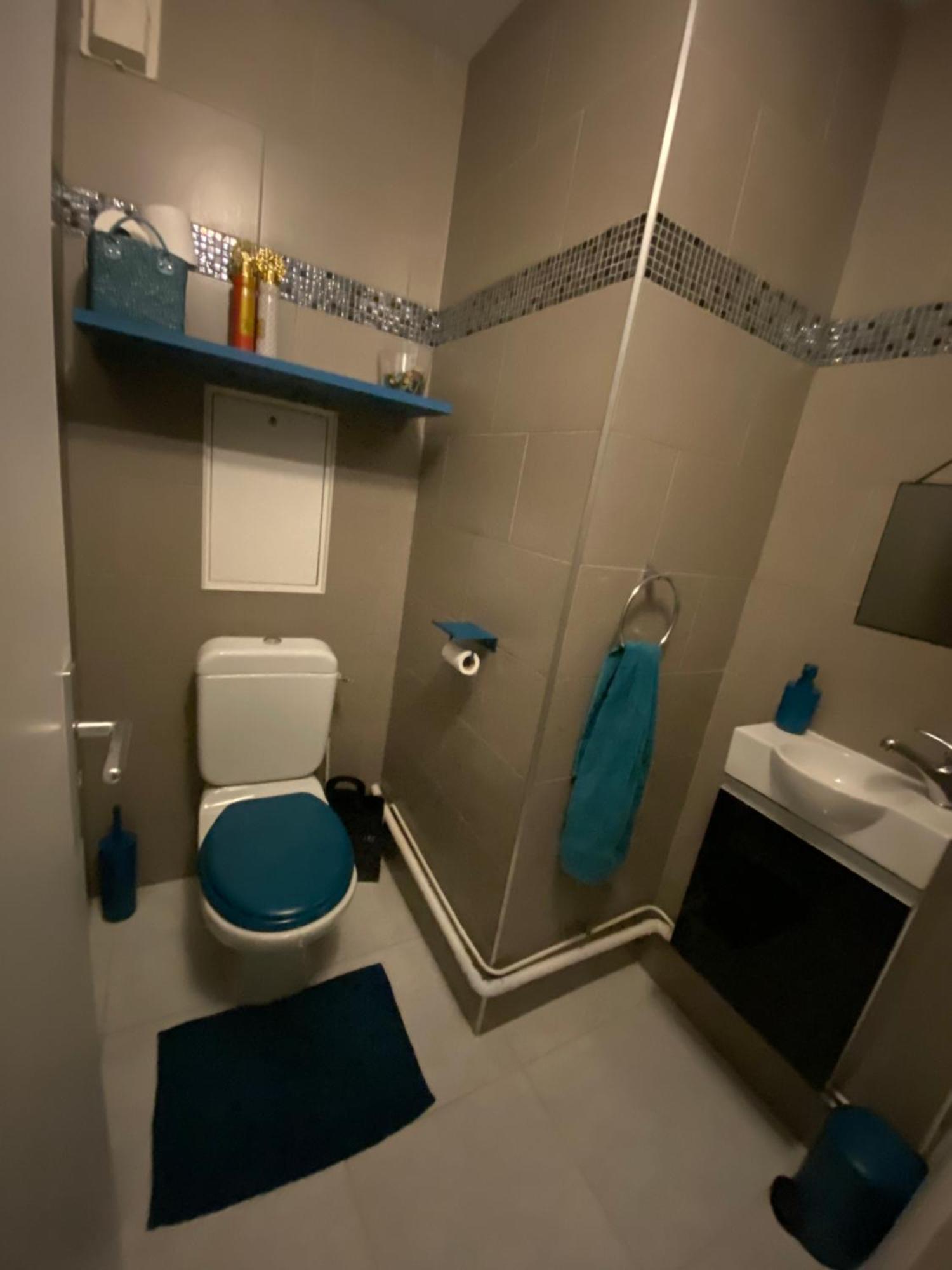 Familial 140 M2 13 * Parijs
